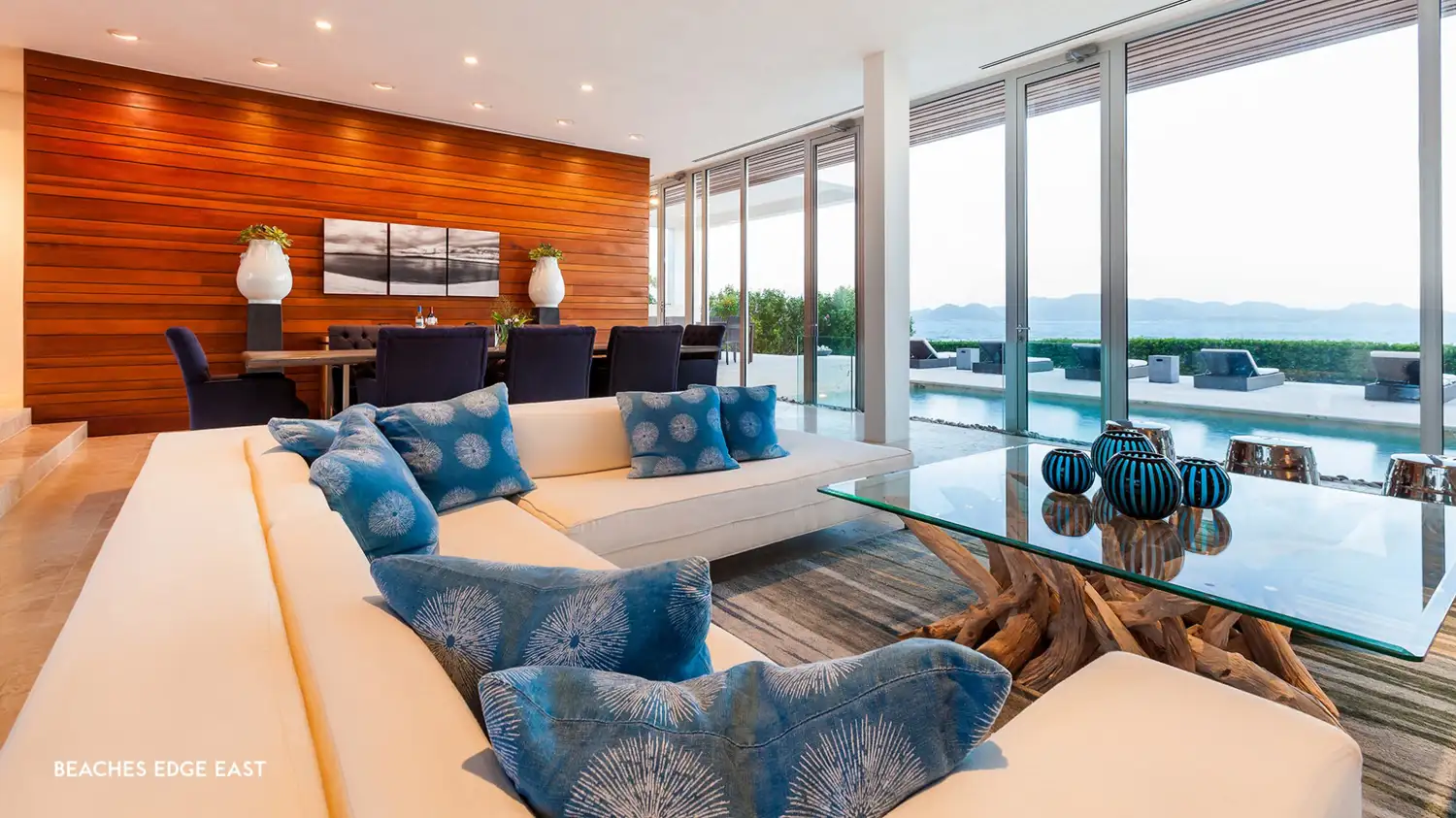 Beaches Edge Luxury Villa photo 8