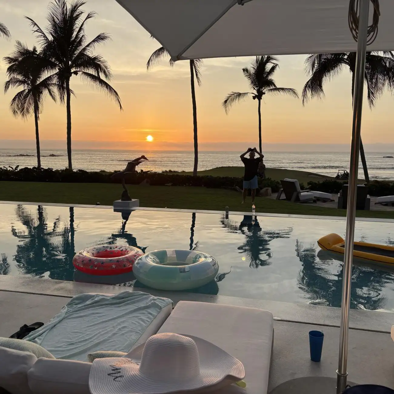 Champagne Shores Oceanfront Villa photo 9