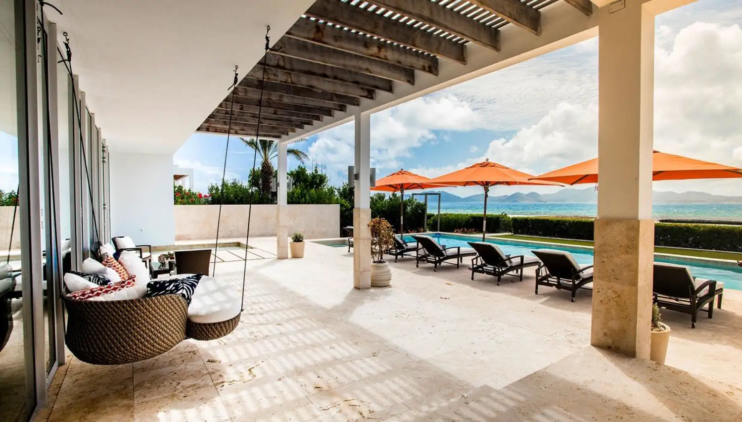 Champagne Shores Oceanfront Villa photo 19