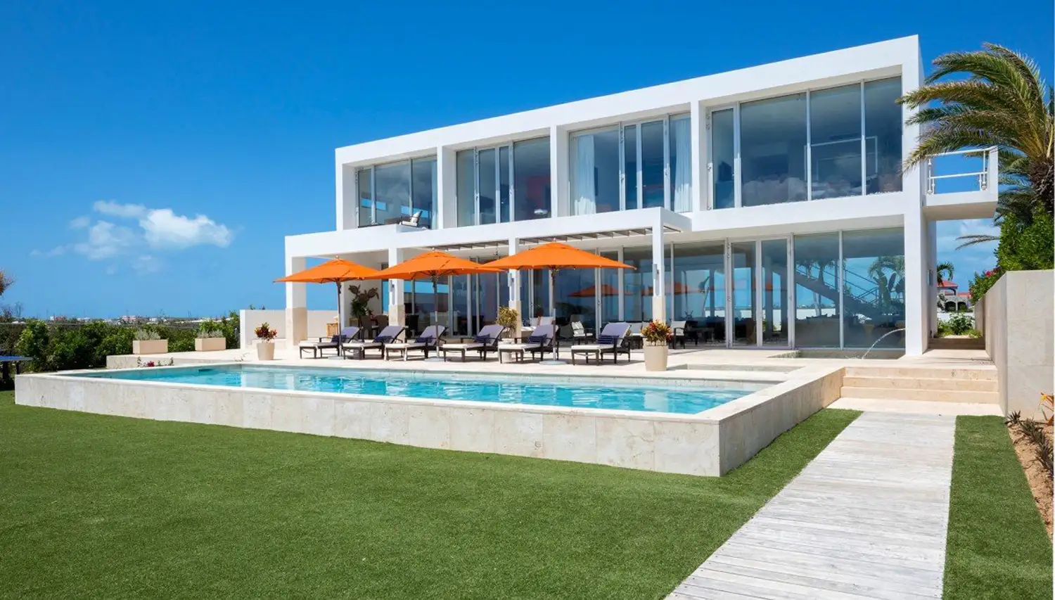 Champagne Shores Oceanfront Villa photo 25