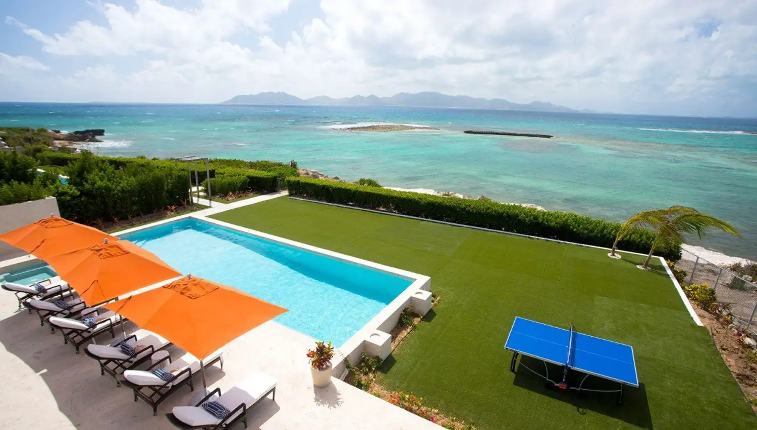 Champagne Shores Oceanfront Villa photo 28