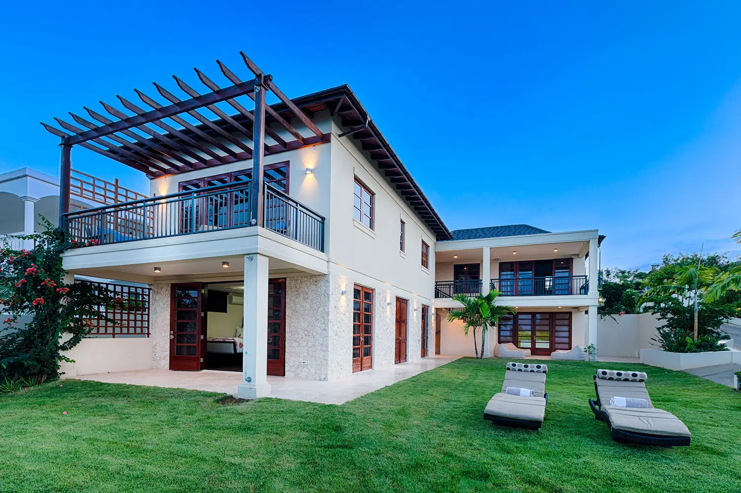 Nevaeh Villa photo 12
