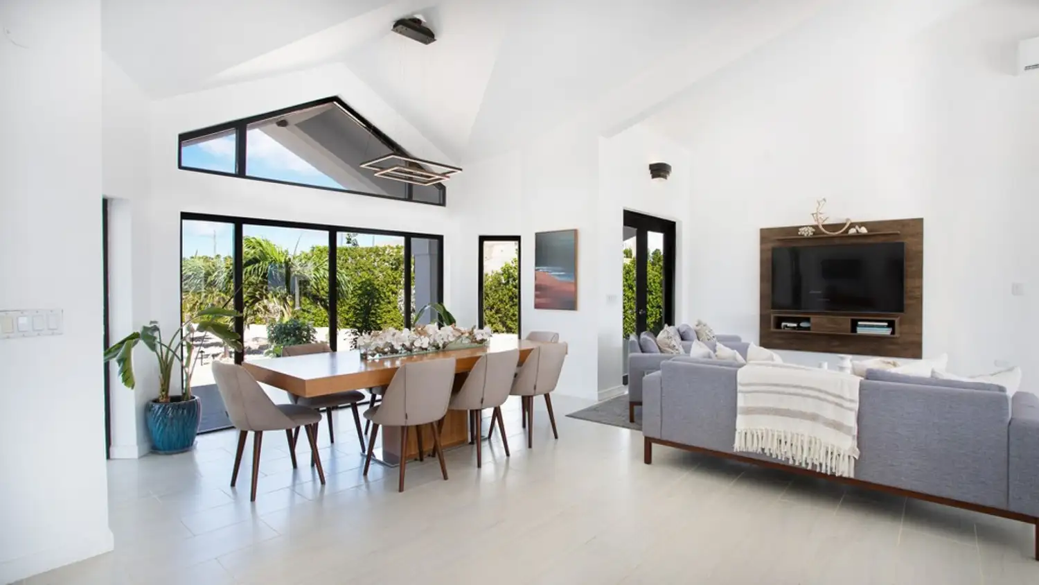 Pelican Villa Luxury Retreat photo 11
