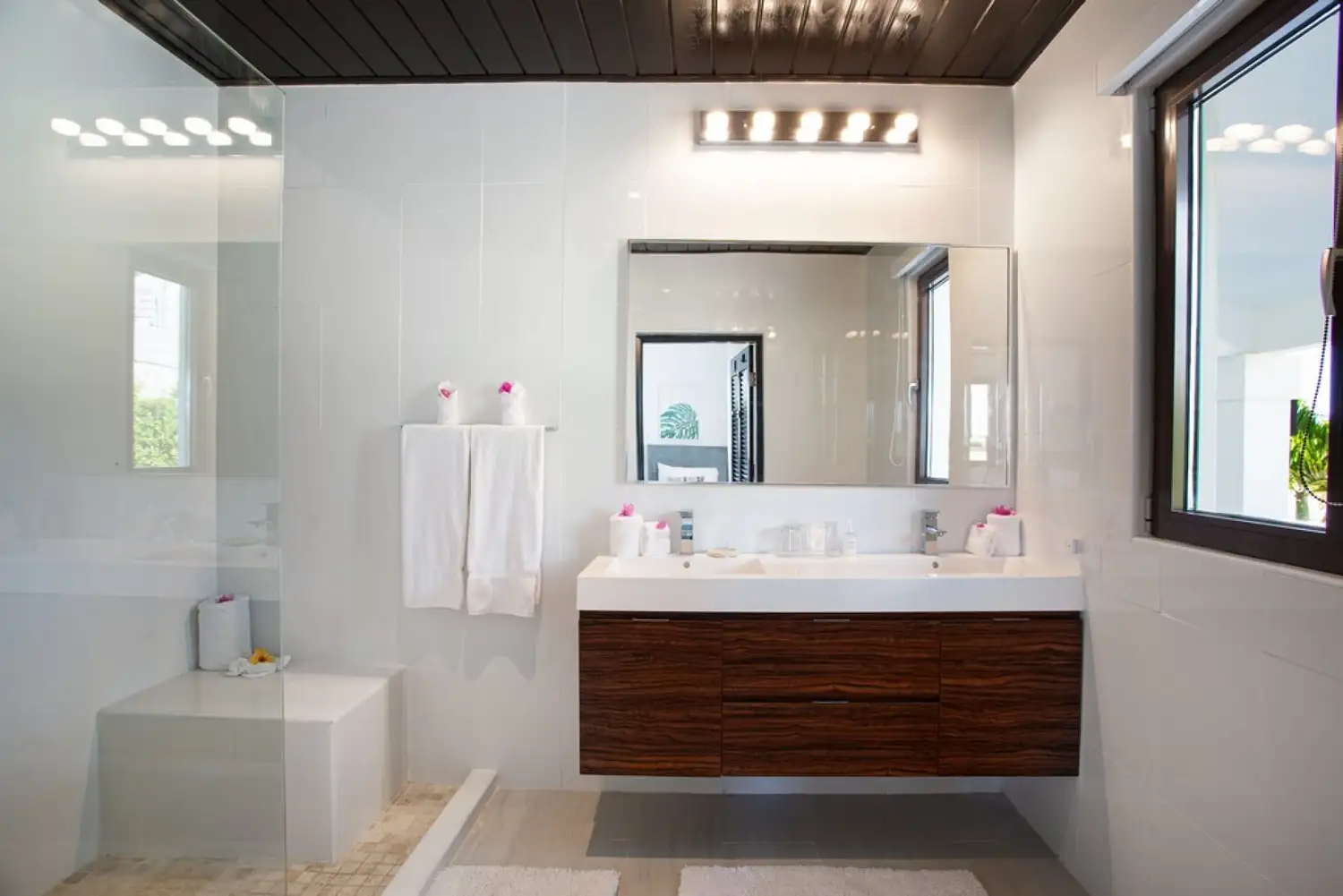 Pelican Villa Luxury Retreat photo 18
