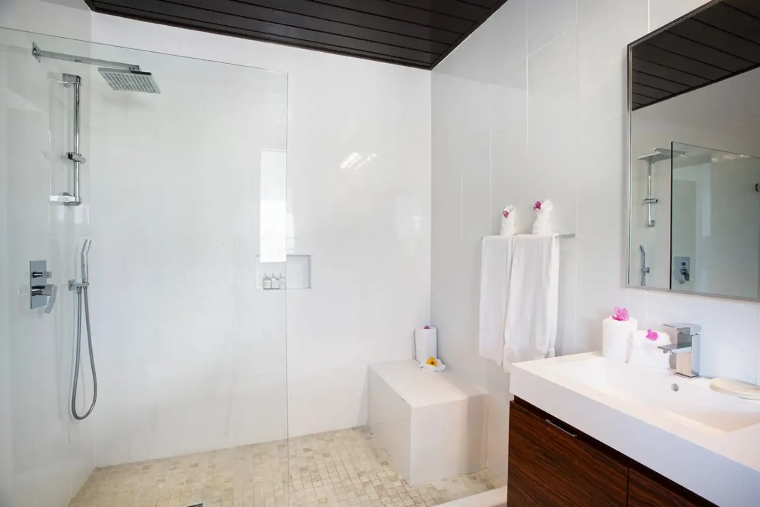 Pelican Villa Luxury Retreat photo 26
