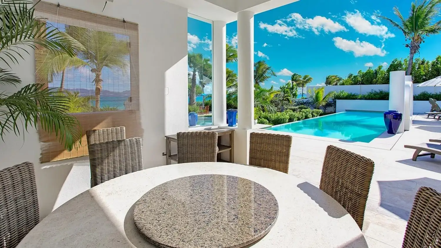 Rendezvous Luxury Villa photo 25