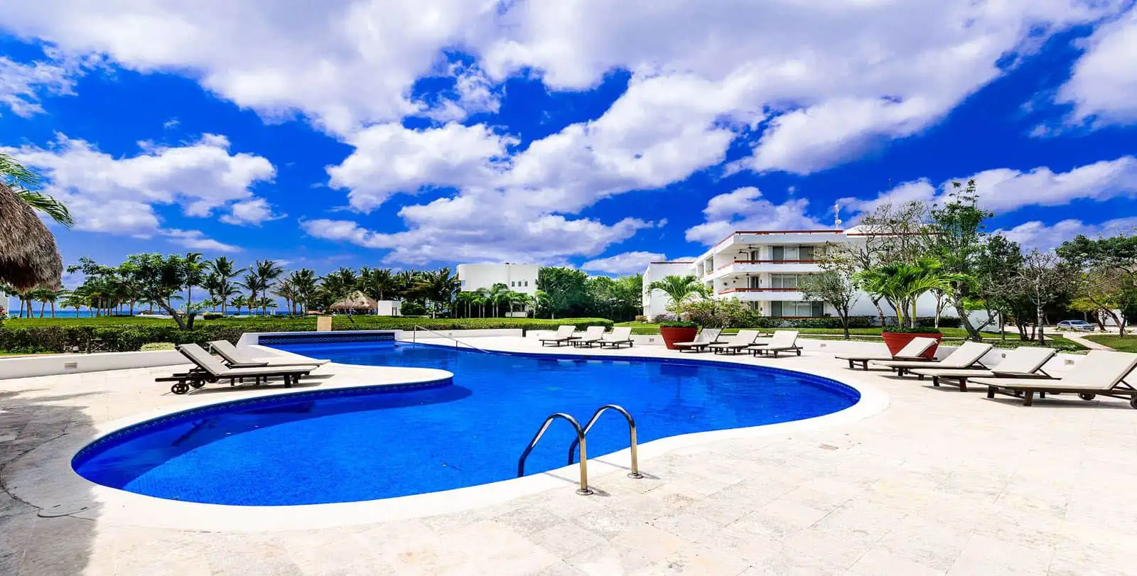 Residencias Reef Condo 8310